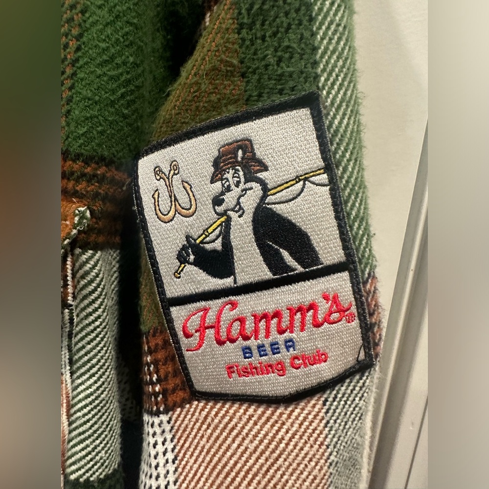Men’s Angry Minnow Hamm’s Beer Fishing Club Brown/ Green Plaid Flannel- 2XL - Picture 7 of 16